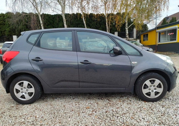 Kia Venga cena 30700 przebieg: 149000, rok produkcji 2013 z Świdwin małe 154